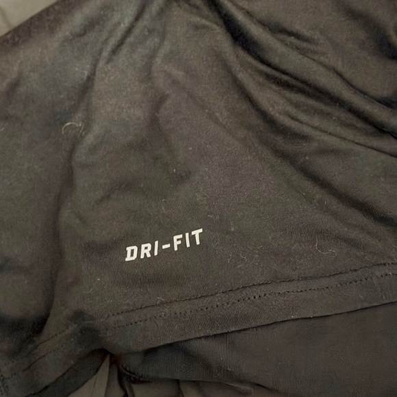 Nike Men's Penn State Basketball Long-Sleeve Dri-Fit (M) - Picture 6 of 7